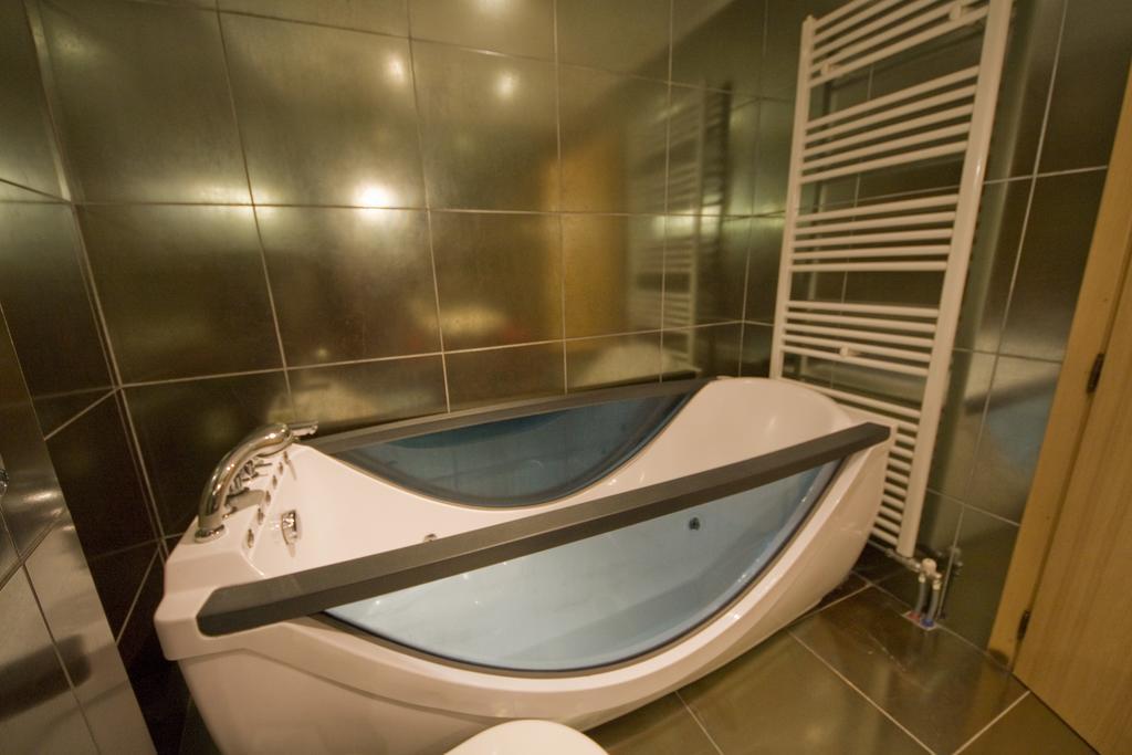 Onar Guesthouse Agios Athanasios  Ngoại thất bức ảnh